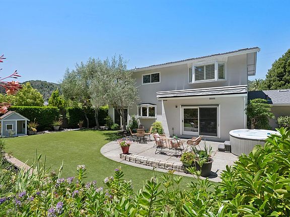 2nd image of 28 Castlewood Drive