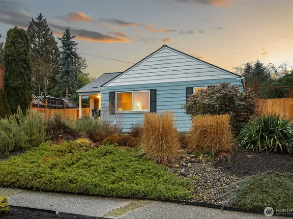 11420 Woodley Avenue S, Seattle, WA 98178
