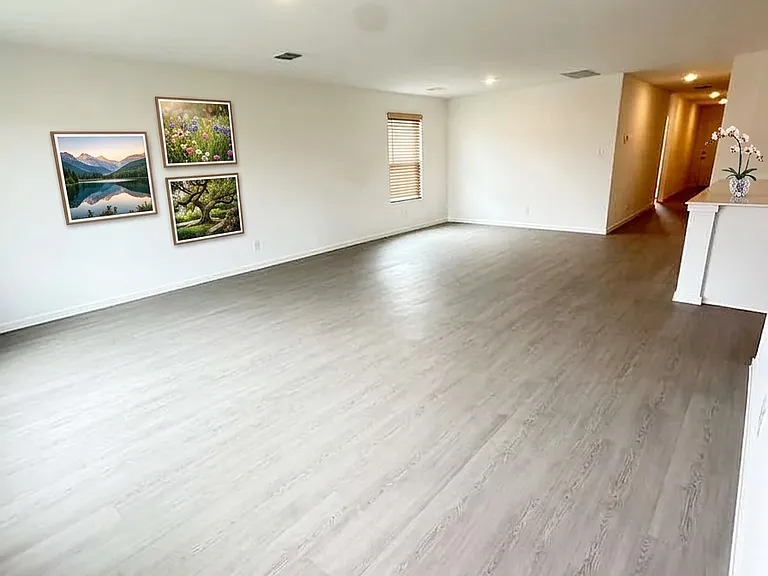 1631 Sparrow Hawk Rd — Photo 3