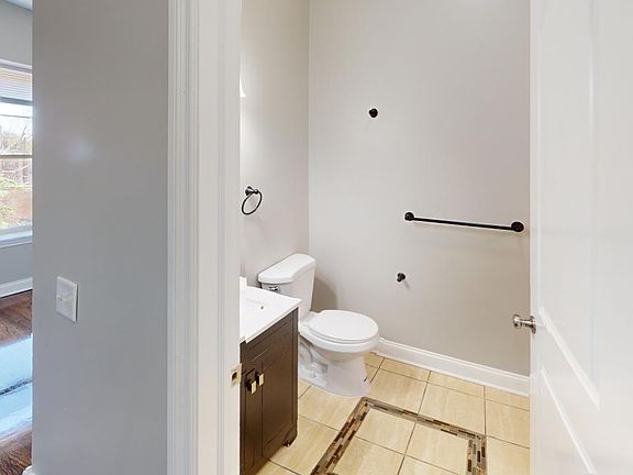 3rd image of 6306 S Campbell Ave #203