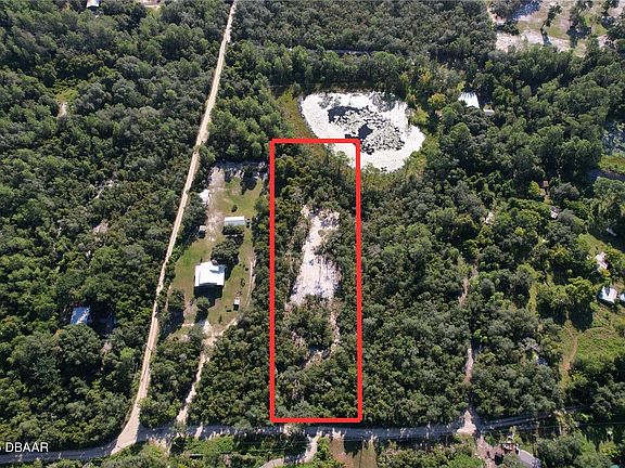 2nd image of 8 Saint Claire Lake Dr