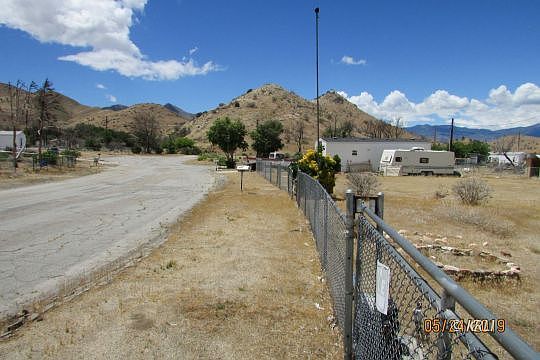 4th image of 8505-8509 Paintbrush Ct