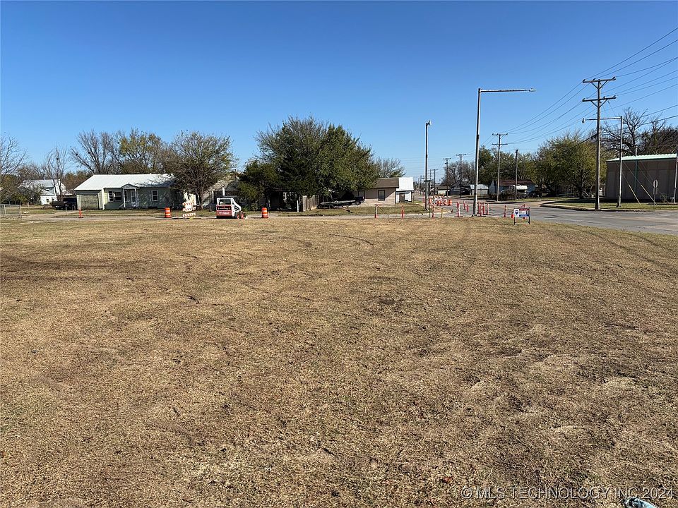 2nd image of 101 N Virginia Ave