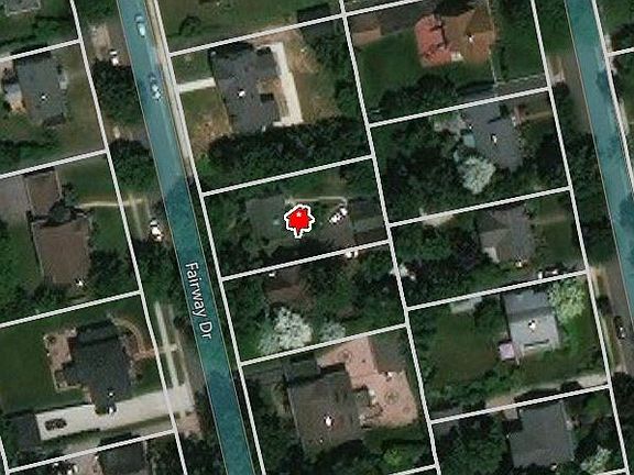 2nd image of 52 Fairway Dr