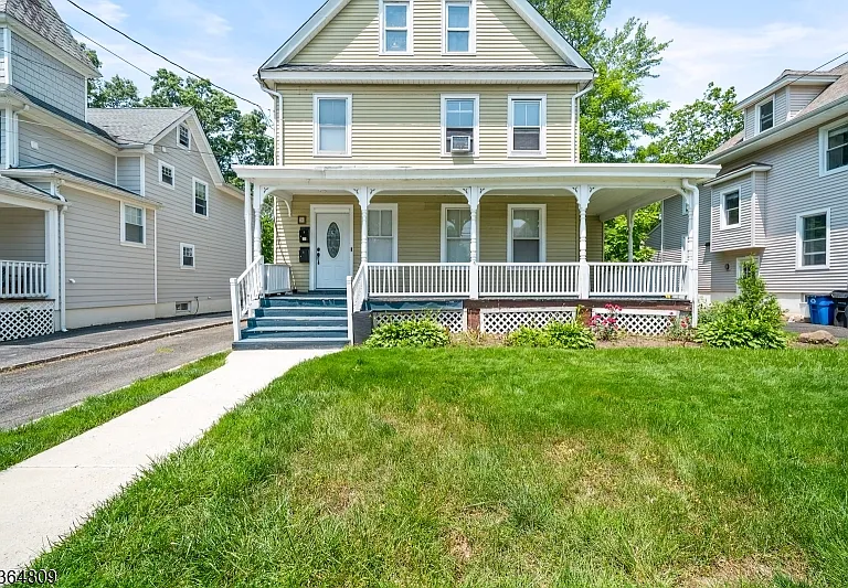 26 Hillside Ave — Photo 1