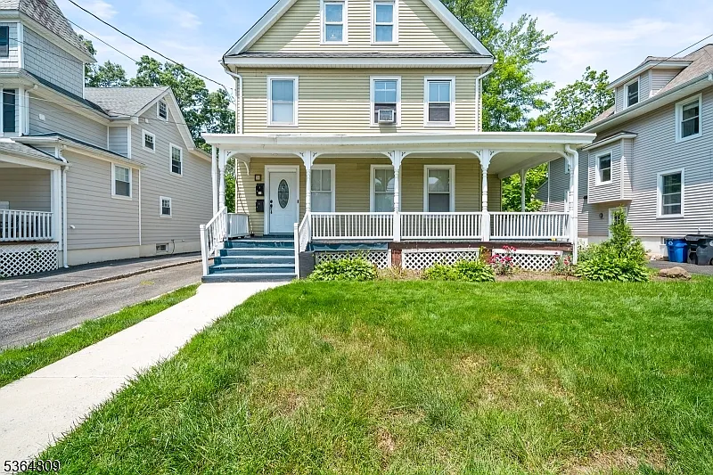 26 Hillside Ave