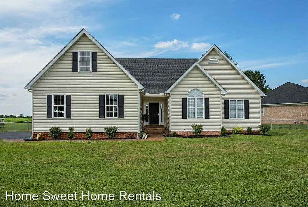 682 Masters Way photo 1