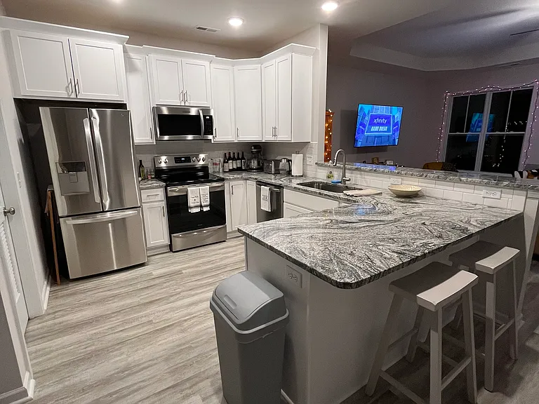 2822 Southern Magnolia Dr — Photo 1