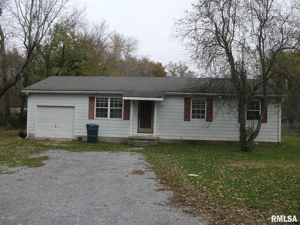 1st image of 1101 Brook Ln
