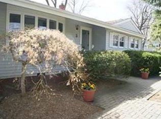 3 Magnolia Dr, New Providence, NJ 07974