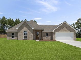 7 Berwick, Petal, MS 39465