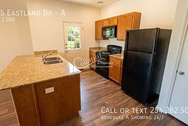 815 Eastland Dr #A — Photo 2