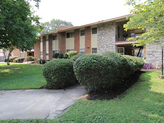 2nd image of 4030 Summer Ave Unit 5