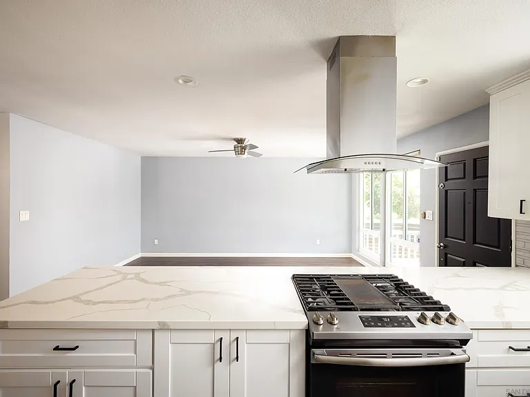 3609 Nassau Dr — Photo 12