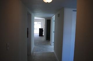 3rd image of 1302 Derbyshire Ct APT 102