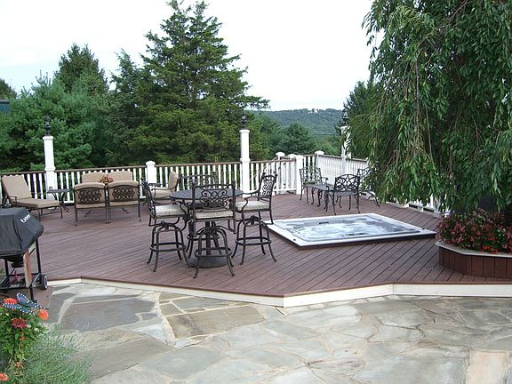 36' X 32' Deck with Sunken Hot Tub