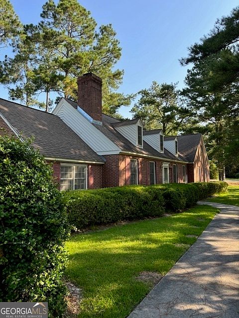 1st image of 125 Holly Dr