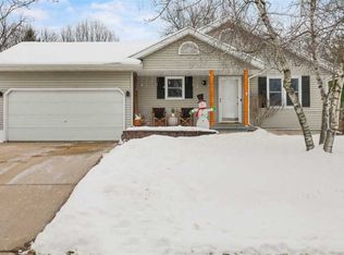 2921 Tucson Trl, Madison, WI 53719