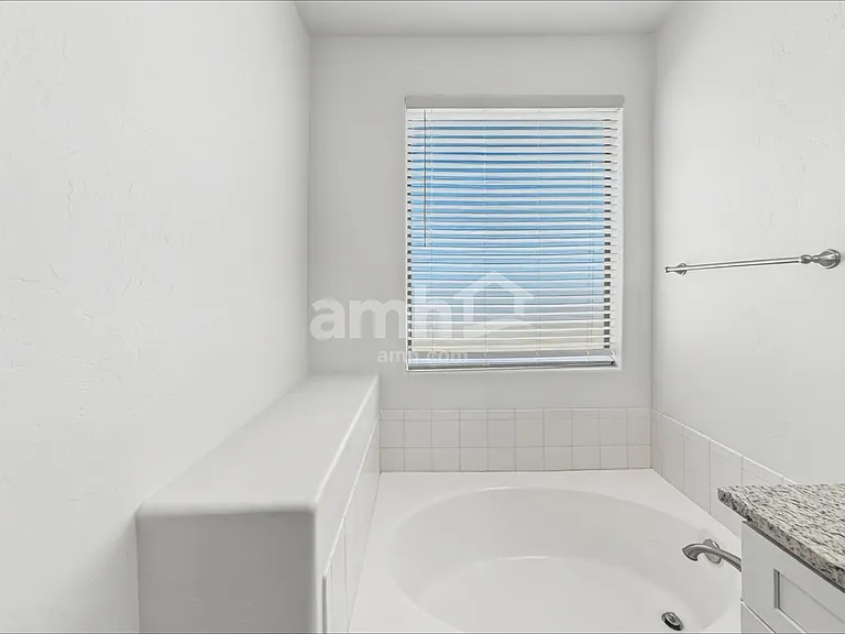65 W Camino Rio Cebolla — Photo 14