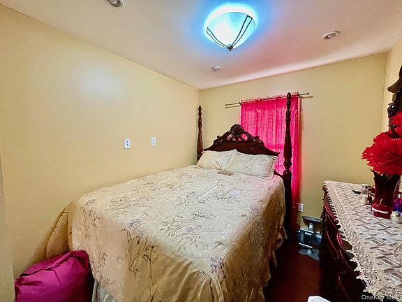 4th image of 10203 Rau Court