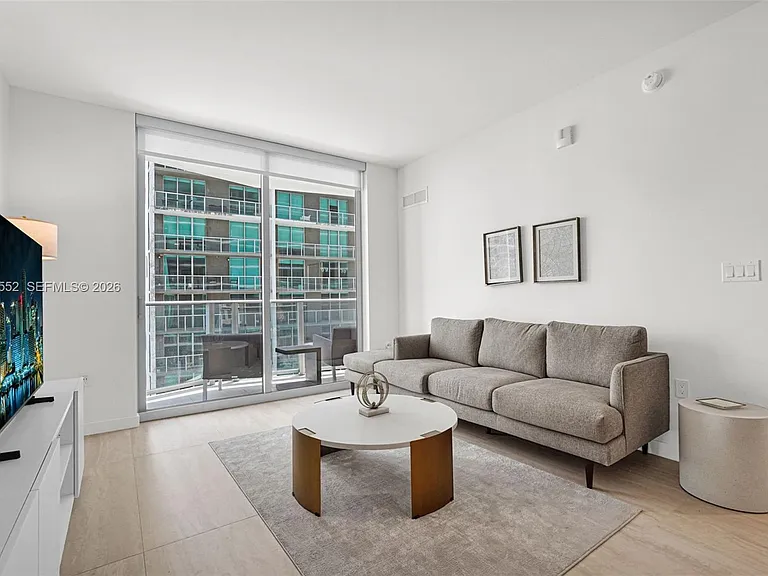 77 SE 5th St #1511 — Photo 9