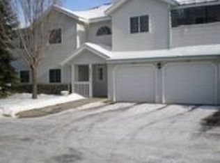 4041 Maureen Dr NE UNIT 102, Columbia Heights, MN 55421