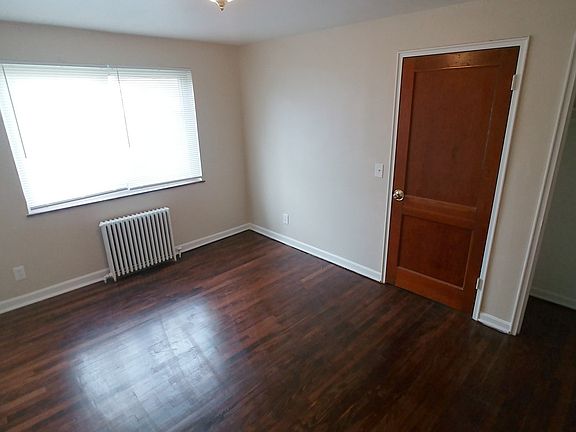 2nd image of 7159 Eastlawn Dr APT 1