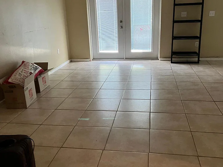 331 Everglades Blvd S — Photo 6