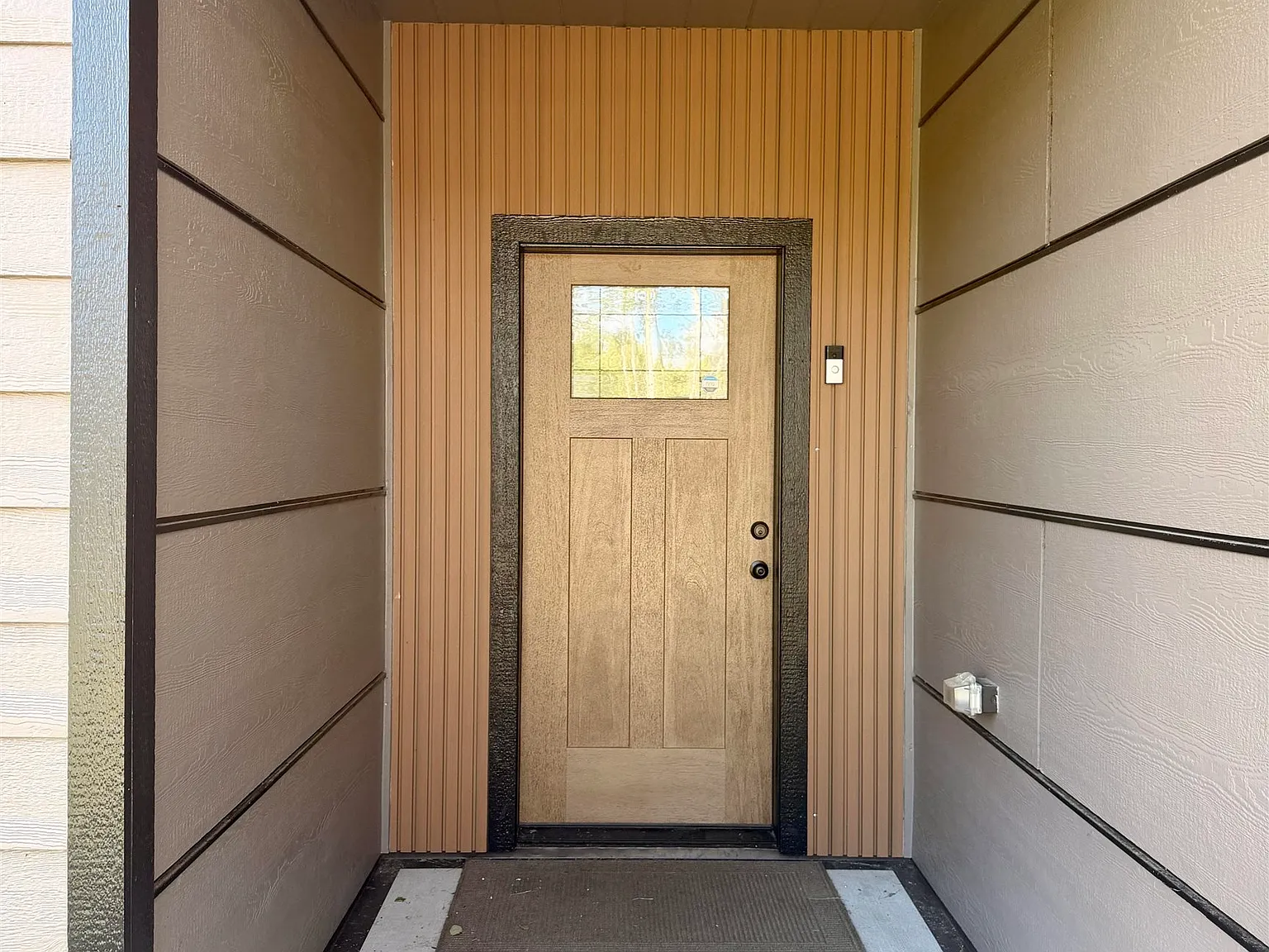 3 bed, $2,500 — Photo 2