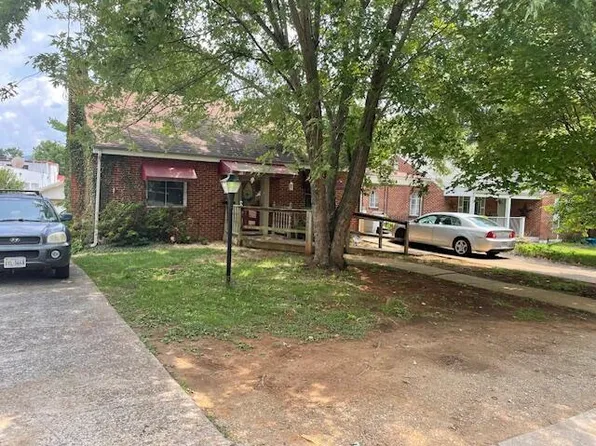 3919 Greenlawn Ave NW, Roanoke, VA 24012