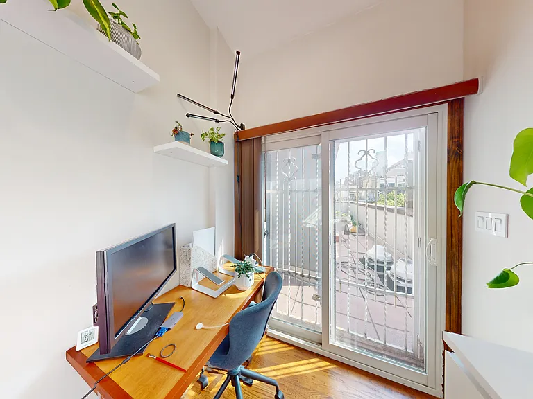 308 W 77th St #9 — Photo 21