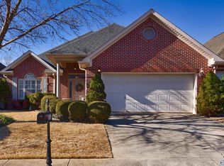 136 Canterbury Dr, Madison, AL 35758