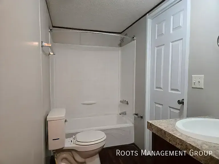 104 Dove Dr #104 — Photo 12