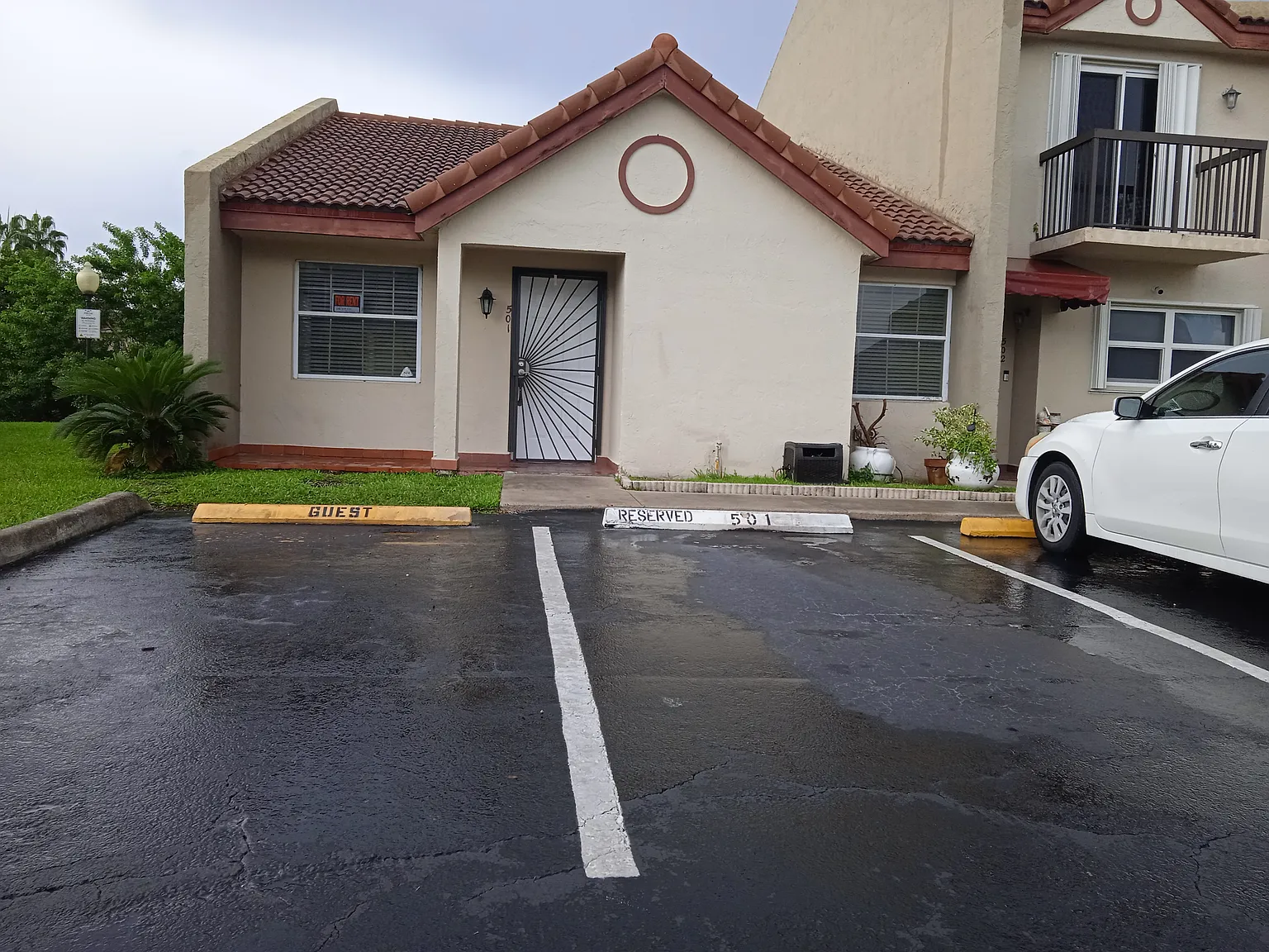6410 SW 130th Ave — Photo 3