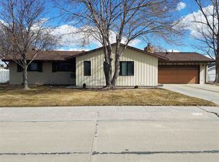 1 S Allen Ave, North Platte, NE 69101
