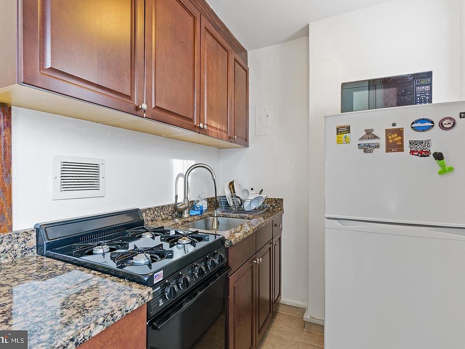 1st image of 1111 Arlington Blvd APT 503