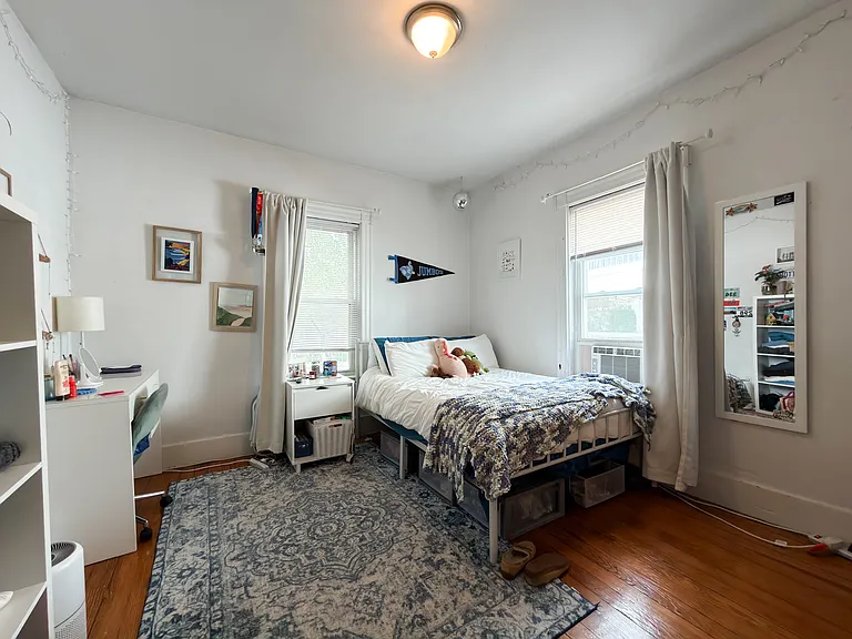 15 Charnwood Rd #1 — Photo 8