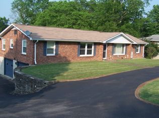 1825 Willow Springs Dr, Nashville, TN 37216