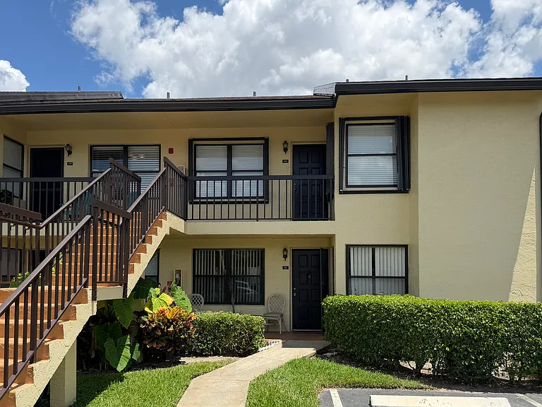 4692 Lucerne Lakes Blvd E #106 — Photo 2