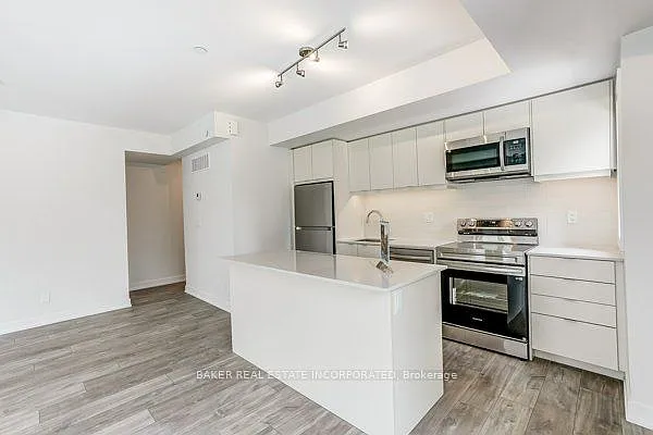 3 bed, $4,535 — Photo 2