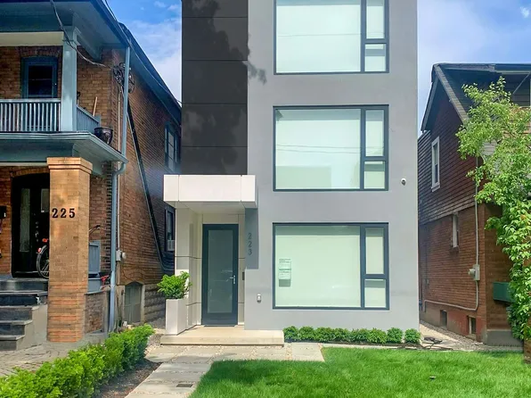 223 Wychwood Ave, Toronto, ON M6C 2T5