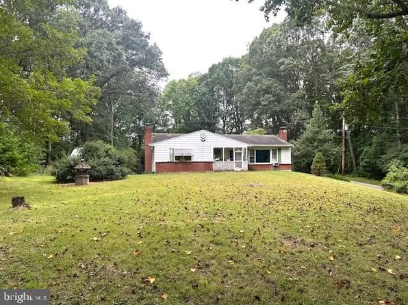 3310 Solomons Island Rd, Huntingtown, MD 20639