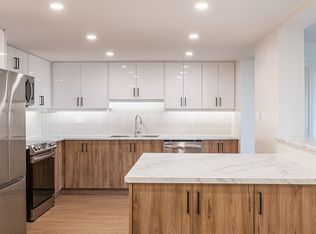 301 Heritage Dr, Kitchener, ON N2B 3R7