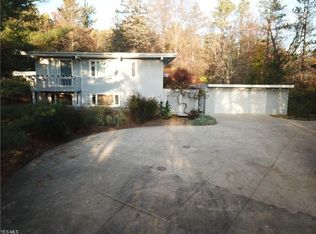 1425 Partridge Ln, Akron, OH 44333