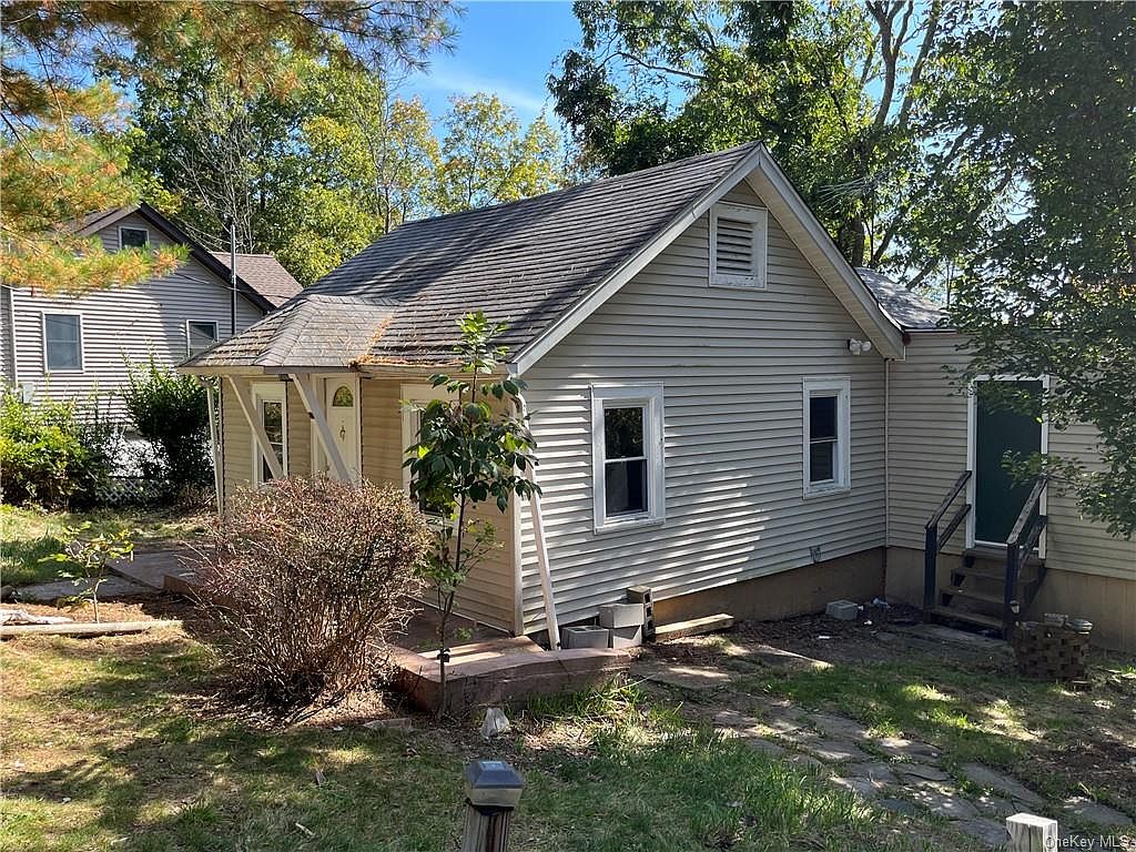 37 Roosevelt Street, Wurtsboro, NY 12790 MLS H6272442 Zillow