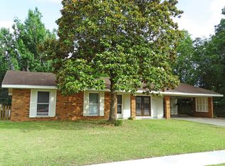 511 Avatar Dr, Lafayette, LA 70503
