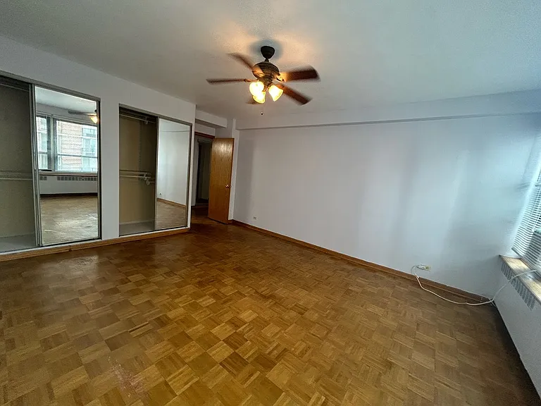 4180 Marine Terrace Apartments — Photo 208