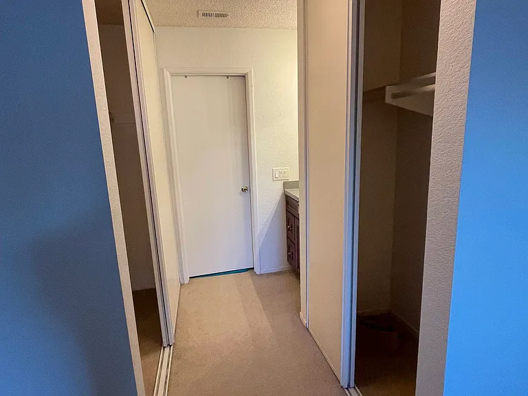 10740 Aderman Ave — Photo 5