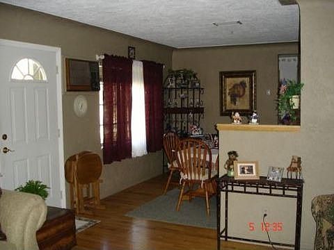2nd image of 2928 30th Ave N