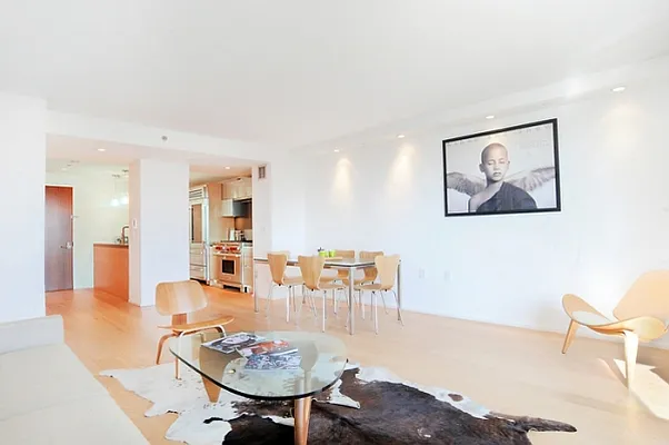 Sold by MNS | media 5